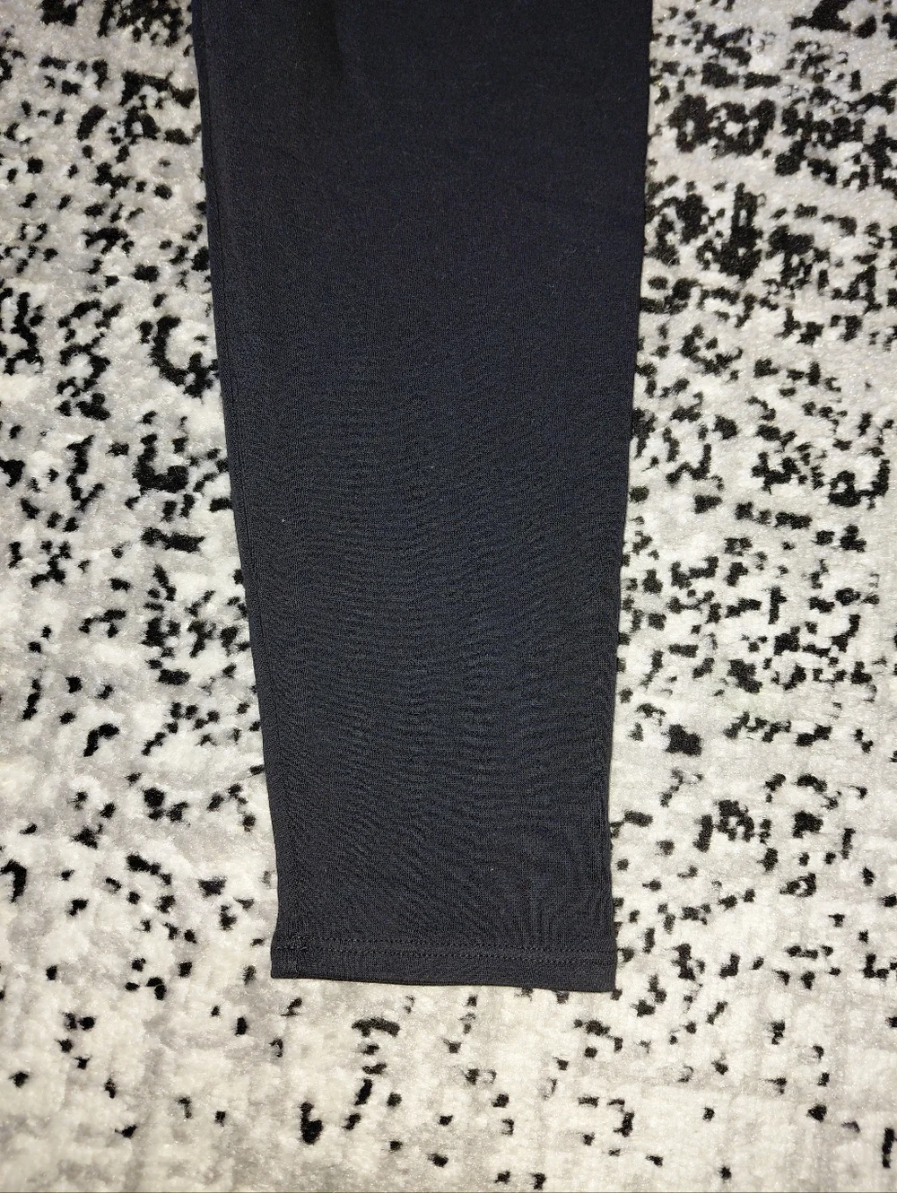 Eileen Fisher Cozy “Hug” High-Waisted Leggings Black M NWT | Luxe Loungewear